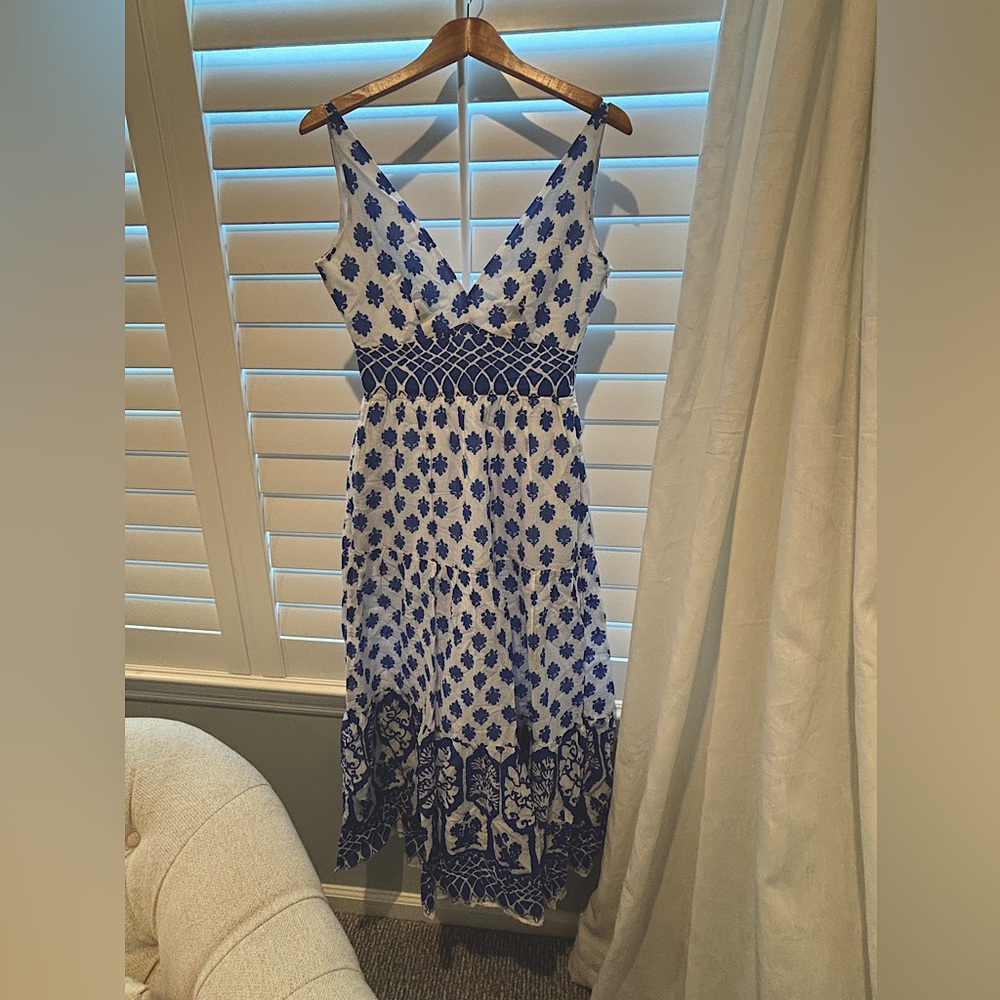 J. Crew Blue and White maxi dress size 00. RUNS BIG